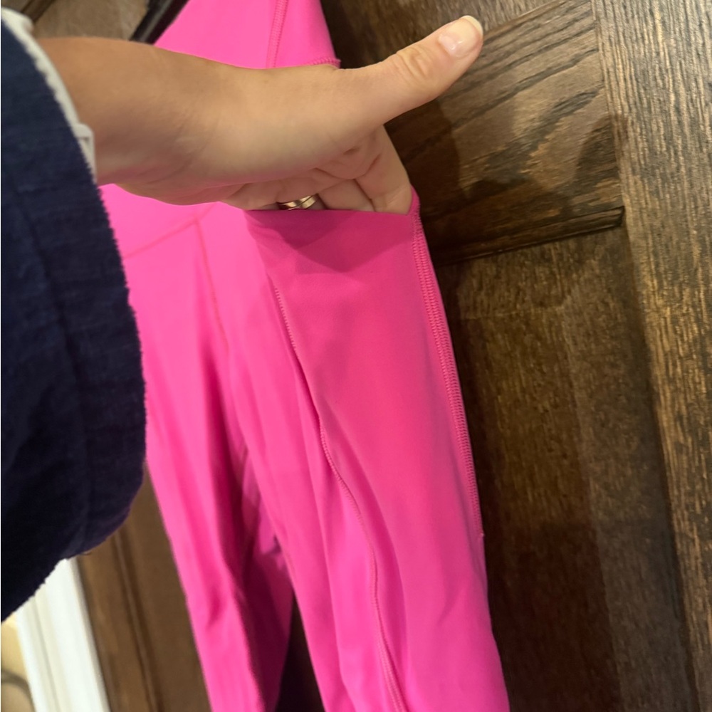 lululemon Sonic Pink High Rise Align Leggings With pockets Size 8 25” - Picture 3 of 8
